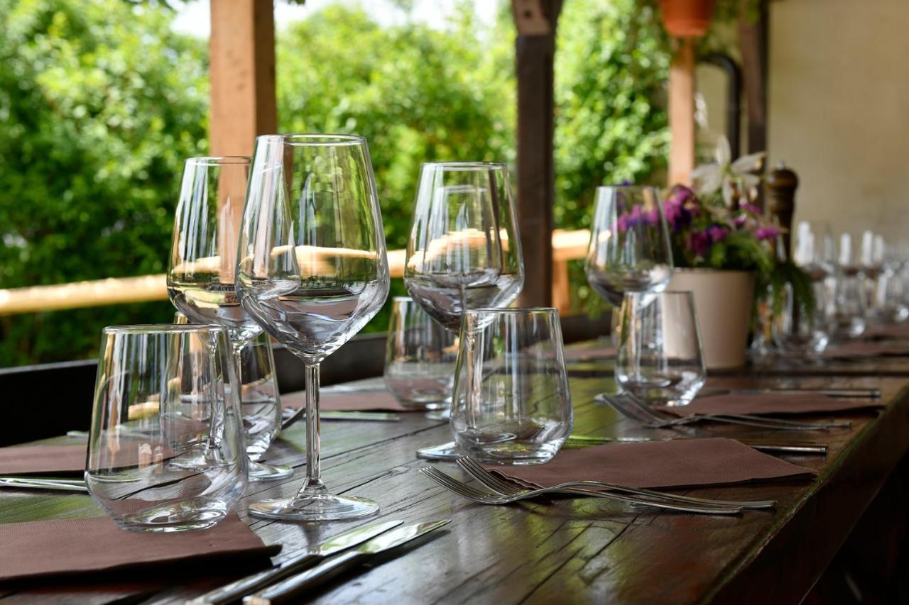 Gostilna Lokve Bed and Breakfast Buitenkant foto