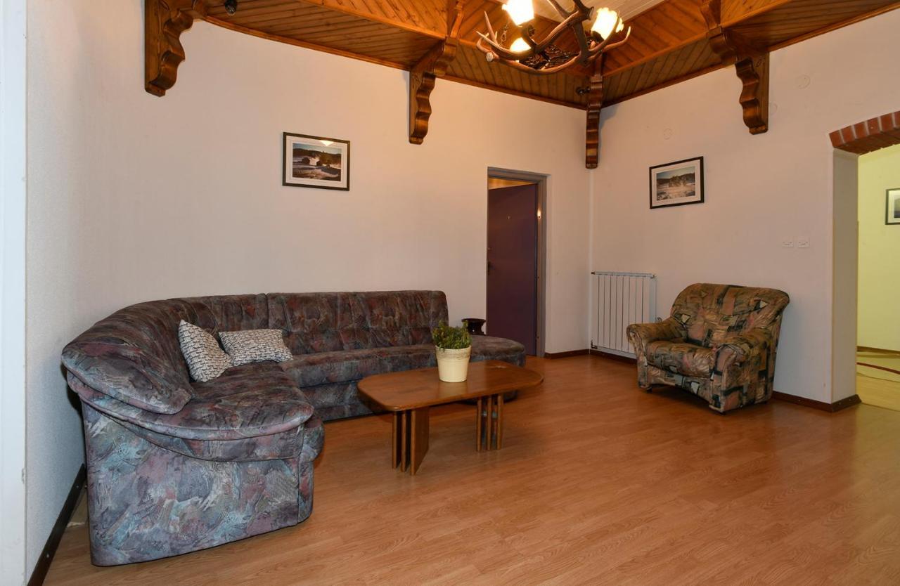 Gostilna Lokve Bed and Breakfast Buitenkant foto