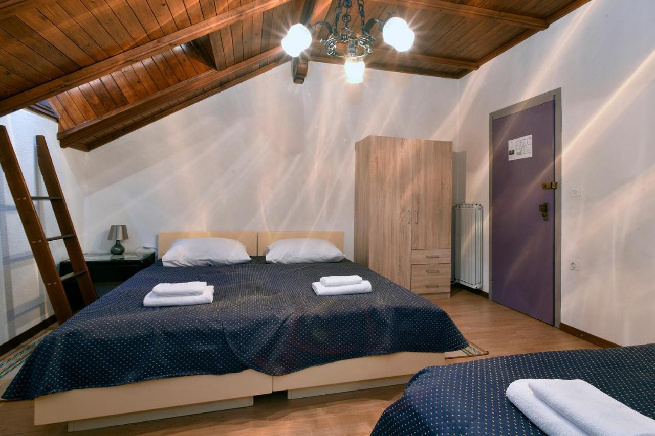 Gostilna Lokve Bed and Breakfast Buitenkant foto